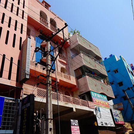 Sri Sai Residency Hotel Tirupati Exterior photo